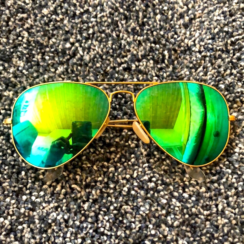 Ray ban gold aviators green lense